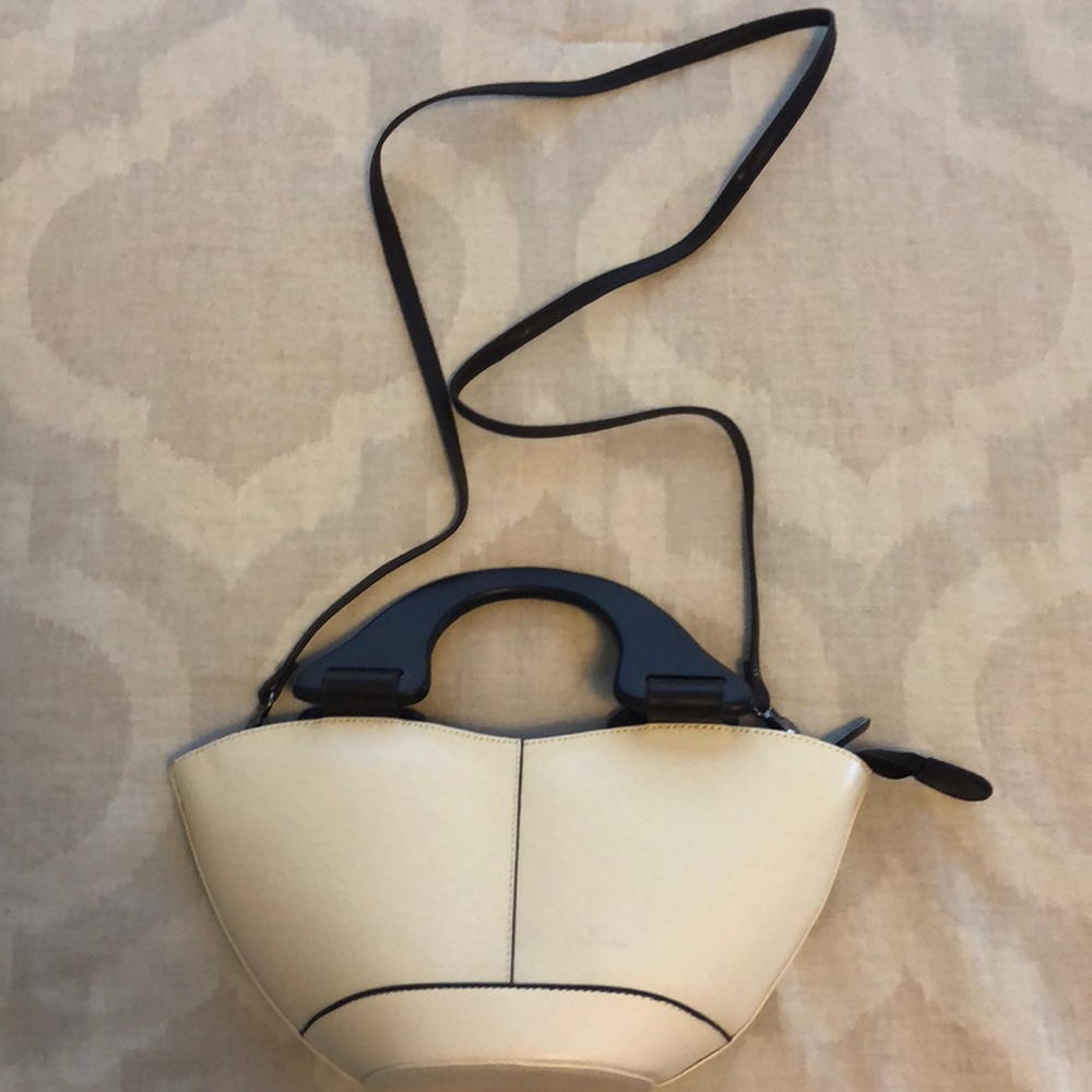 ⭐️Adorable Never-used Leather Purse